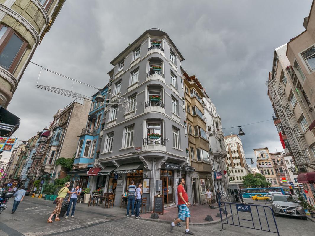 Iq Hotel Istanbul Exterior photo